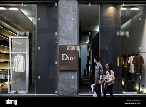 dior milano montenapoleone|milan dior boutique.